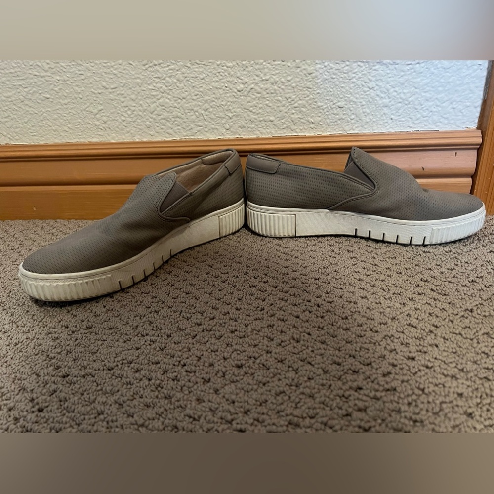 SOUL NATURALIZER shoes